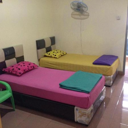 Penginapan Syariah Parit  Extérieur photo