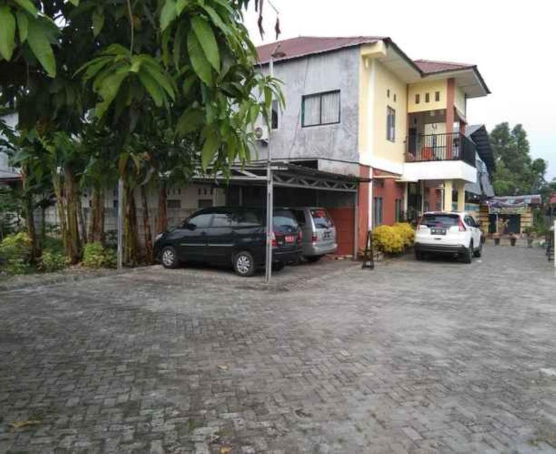 Penginapan Syariah Parit  Extérieur photo